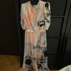 Alexander McQueen Midi short sleeves dress